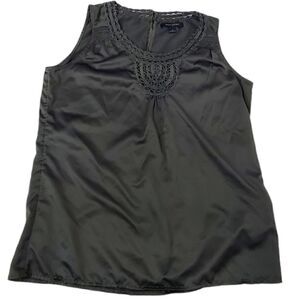 Banana Republic Smoky Pearl Macrame Sleeveless Top